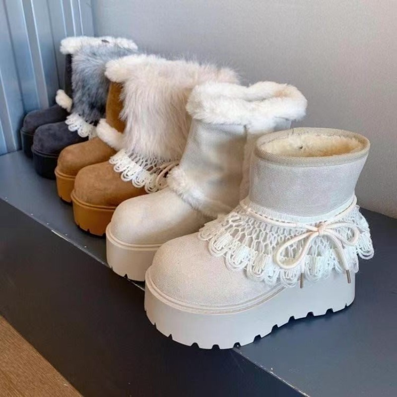 أحذية شتوية نسائية مزينة بالدا - مراجعة Embroidery Garments وسعره